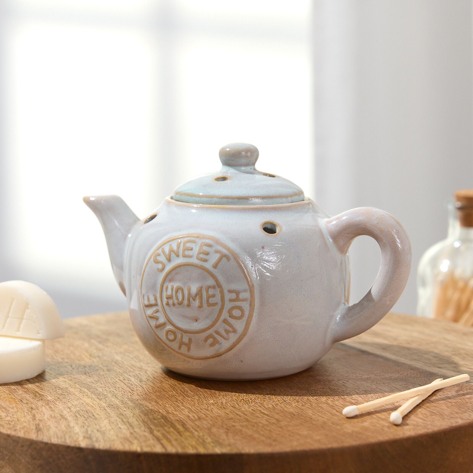 TEAPOTBRN_1_Web Teapot Ceramic Wax Melt Burner