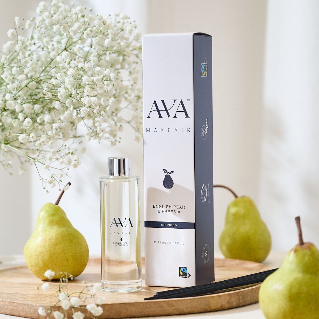 REEDDIFF_REFILL_ENGLISH_PEAR_01 Ava Mayfair English Pear & Freesia Reed Diffuser Refill