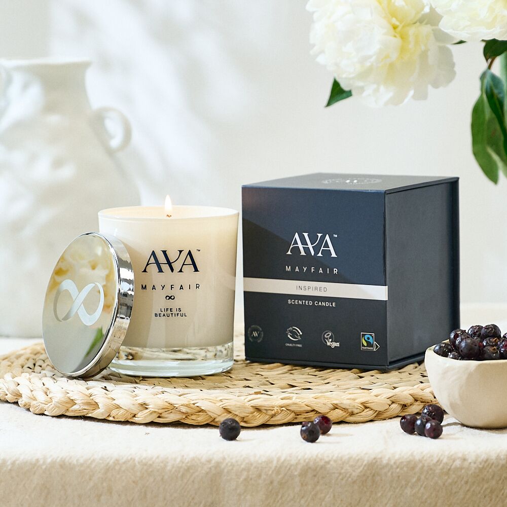 30CL_CANDLE_LIFE_BEAUTIFUL_01 Ava Mayfair Life Is Beautiful Candle