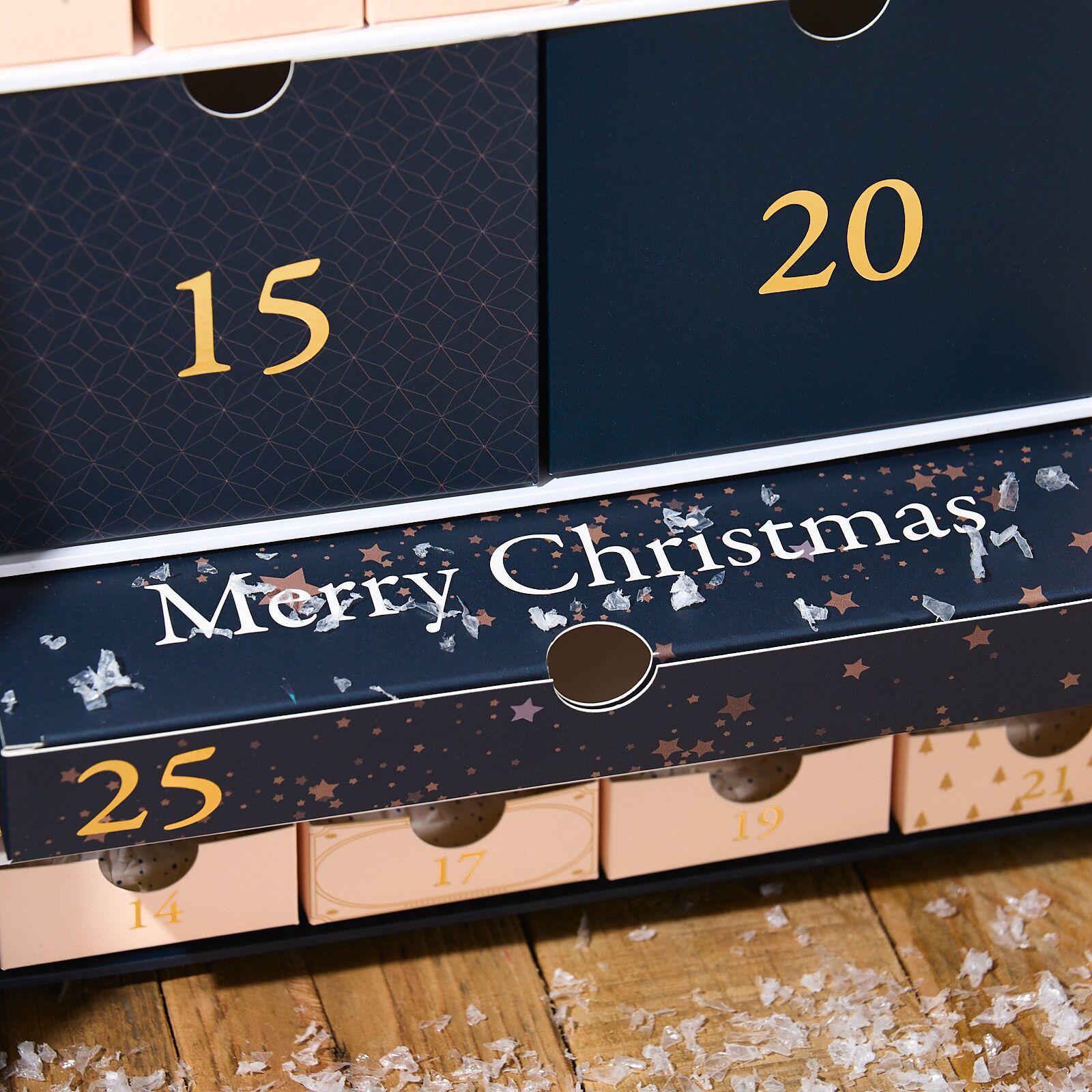 ADVCAL-BOX2025_5_Web